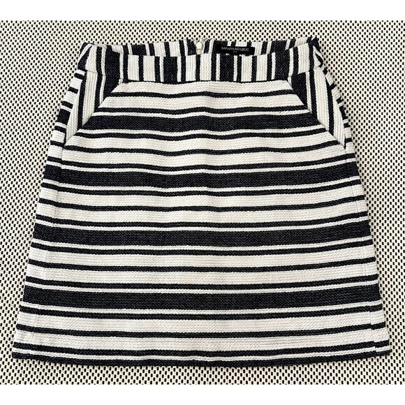 Banana Republic Tweed Skirt Womens Sz 2 Mini Preppy Pockets Straight‎ Textured S - Picture 1 of 11
